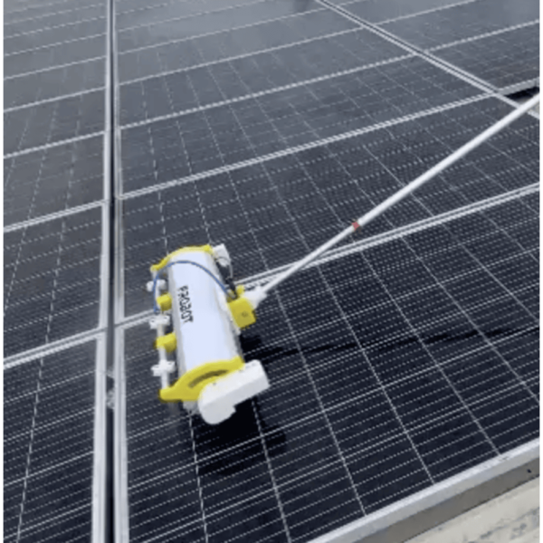 Akülü Güneş Paneli Temizlik Fırçası